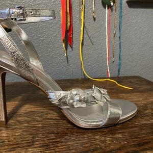 Michael Kors Tricia Leather Metallic Silver Floral Heel Sandals